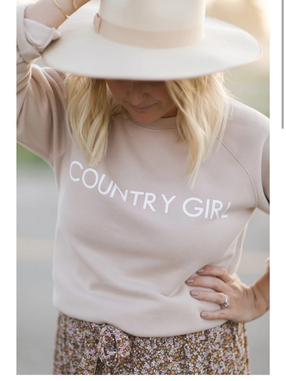 BRUNETTE THE LABEL - The "COUNTRY GIRL" Classic Hoodie - Size M/L